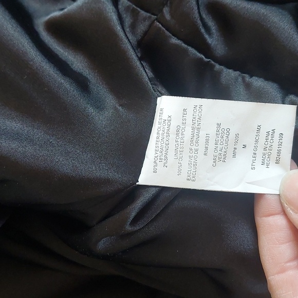 XOXO Gothic Coat - Picture 7 of 7